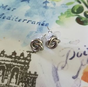 White gold button earrings